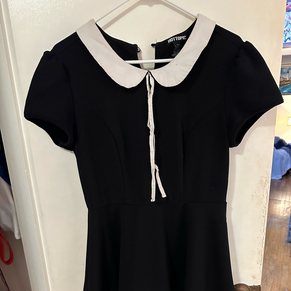 HOT TOPIC DRESS